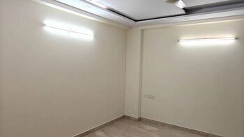 4 BHK Builder Floor for Rent in Model Town, Delhi