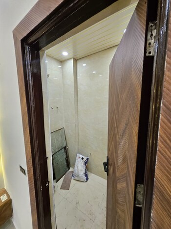 2 BHK Builder Floor for Rent in Indrapuram, Ghaziabad