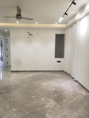 2 BHK Builder Floor for Rent in Rajouri Garden, Delhi