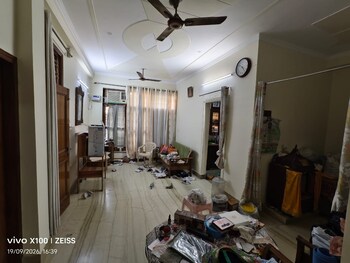 2 BHK Builder Floor for Rent in Sector 23, Gurgaon
