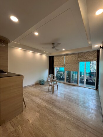 3 BHK Builder Floor for Rent in Shivalik Colony, Delhi