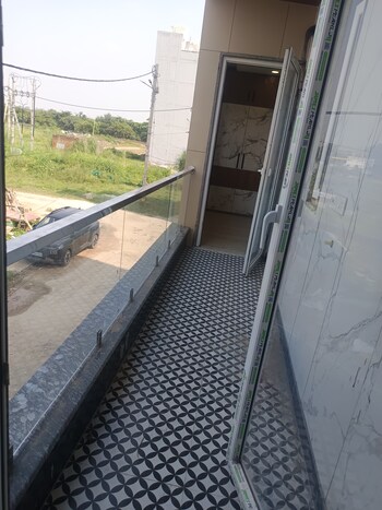 3 BHK Builder Floor for Sale in Rohini Sector 29, Delhi