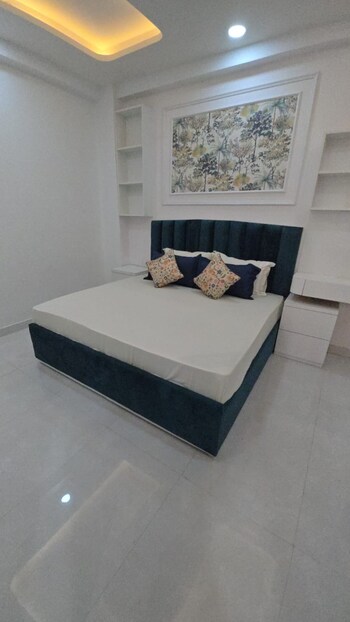 3 BHK Builder Floor for Sale in Chipiyana Buzurg, Ghaziabad
