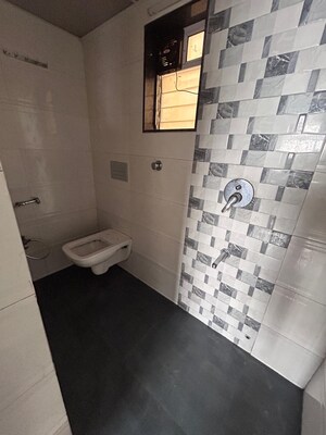 Bathroom in 1 BHK Apartment at Kabra Aurum, Goregaon West – for Sale