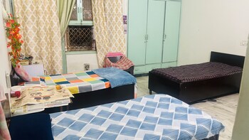 Pg for Rent in Sector 55, Noida