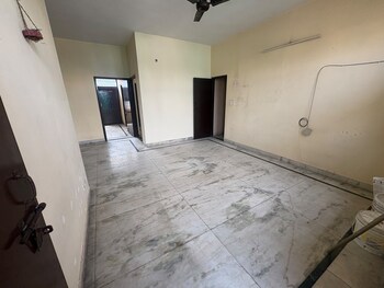 2 BHK Builder Floor for Rent in Palam Vihar, Gurgaon