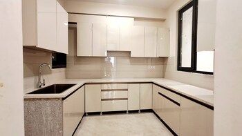3 BHK House for Rent in Saket, Delhi