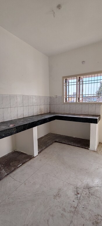 1 BHK Flat for Rent in Byron Bazar, Raipur