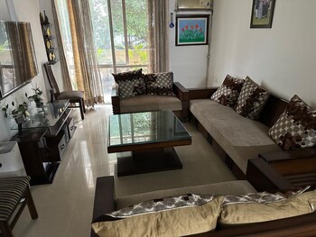 DLF The Wellington Estate