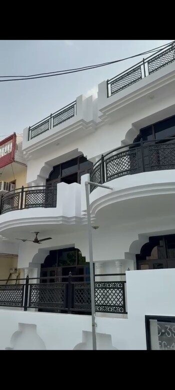 5 BHK House for Sale in Sector 41, Noida