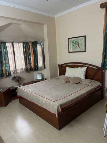 Plot for Sale in Sector 105, Noida