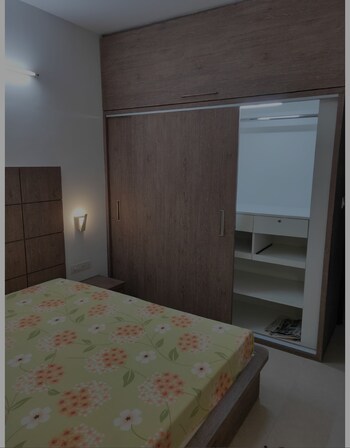 SJR Luxuria