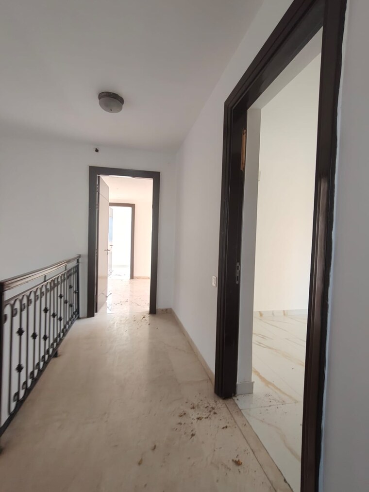 undefined, emaar-marbella 5 Bedroom 8120 Sq.Ft. Villa In Sector 66 Gurgaon 10704541