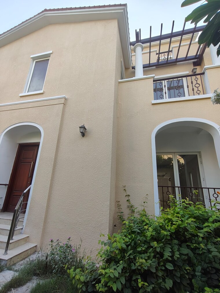 Exterior View, emaar-marbella 5 Bedroom 8120 Sq.Ft. Villa In Sector 66 Gurgaon 10704541