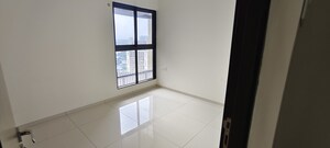Room in 2 BHK Apartment at Chandak 34 Park Estate, Goregaon West – for Rent