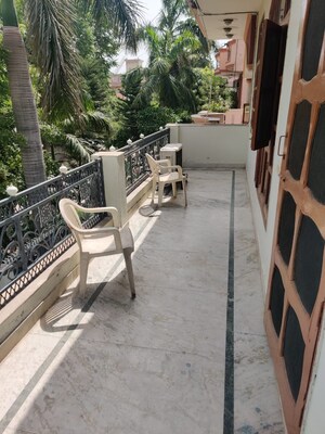 Balcony in 2 BHK Independent House at Sector 10a – for Rent