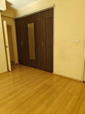 Room in 3.5 BHK Apartment at DLF Westend Heights New Town, Akshayanagar – for Rent