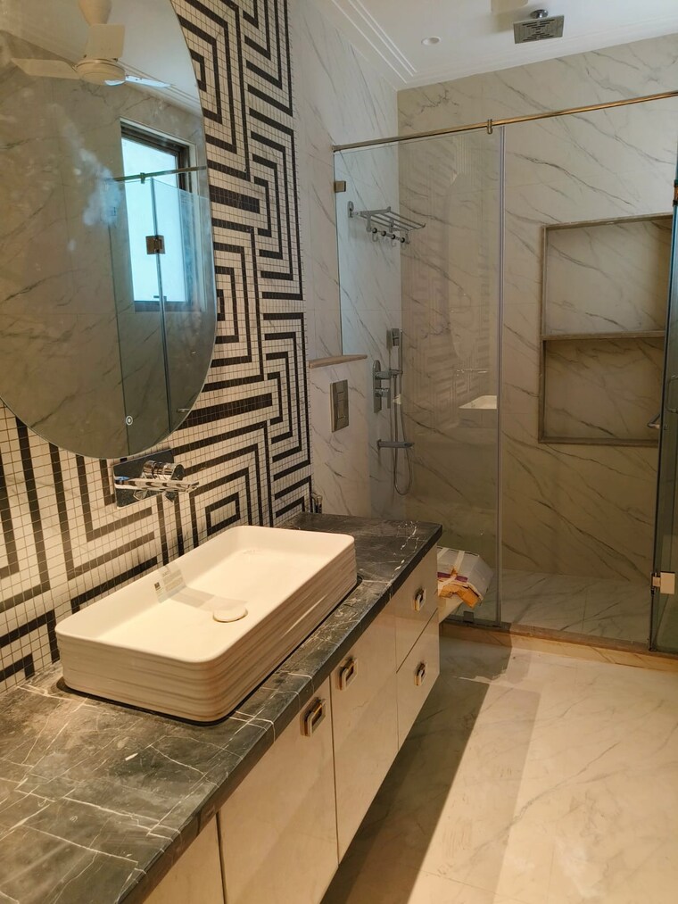Living Room, safdarjung enclave 4 Bedroom 300 Sq.Ft. Builder Floor In Safdarjung Enclave Delhi 10704580