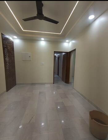 2 BHK Builder Floor for Rent in Kishangarh, Delhi