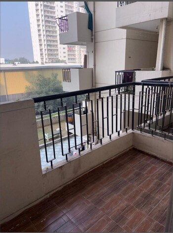 Shree Vardhman Green Court