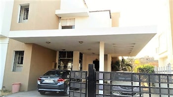 Green Groves Apartment