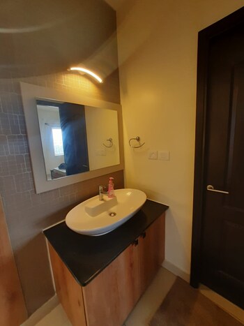 Shriram Luxor