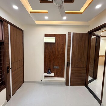 3 BHK Builder Floor for Sale in Dwarka Mor, Delhi