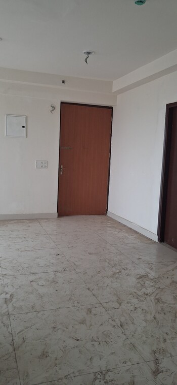 3 BHK Flat for Sale in Sector 107, Noida