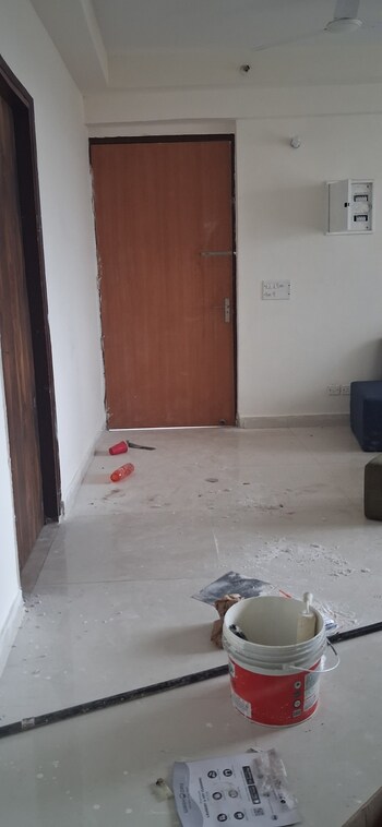 3 BHK Flat for Rent in Sector 107, Noida