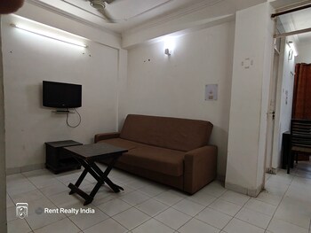 1 BHK Flat for Sale in Vasant Kunj, Delhi