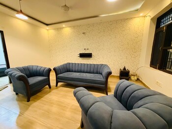 Vision Homes Ghazipur
