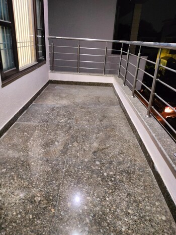 2 BHK House for Rent in Sector 5, Gurgaon