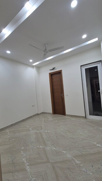 3 BHK Builder Floor for Rent in Chittaranjan Park, Delhi
