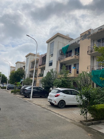 3 BHK Builder Floor for Sale in Sector 77, Faridabad