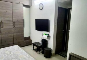 Bathroom in 3 BHK Apartment at Vardhman Nagar Apartments, Mulund West – for Rent