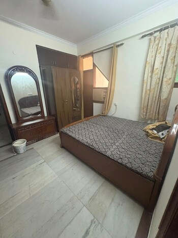 2 BHK Flat for Rent in Sector 22 Dwarka, Delhi