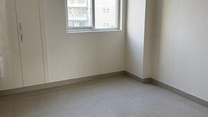 Room in 4 BHK Builder Floor at Sector 23 – for Rent