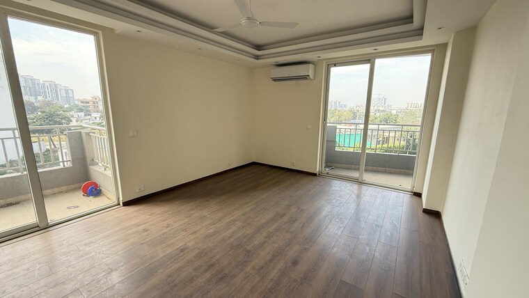 Room, sector 23 4 Bedroom 2200 Sq.Ft. Builder Floor In Sector 23 Gurgaon 10713506
