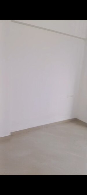 Room in 2 BHK Apartment at Siddhi Gloria, Kharghar – for Rent