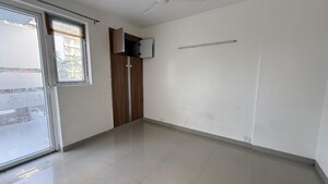 1 BHK Builder Floor For Rent in Sector 21