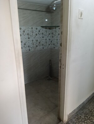 Bathroom in 1 BHK Apartment at Gokul Nagari 1, Kandivali East – for Rent
