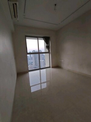 Room in 2 BHK Apartment at Lodha Venezia, Parel – for Sale