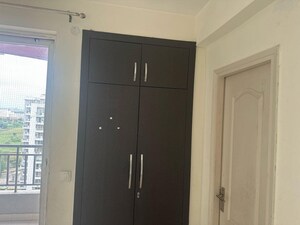 Building Lobby in 1 BHK Builder Floor at Sector 23 – for Rent