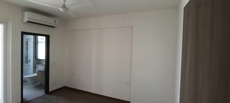 Room, sector 23a 4 Bedroom 2200 Sq.Ft. Builder Floor In Sector 23a Gurgaon 10713541