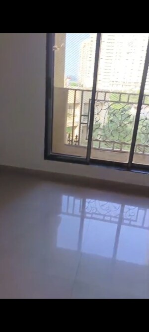 2 BHK Apartment For Rent in Cosmos Jewels, Ghodbunder Road