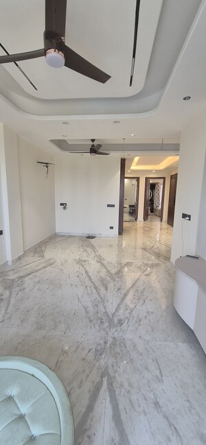 Room in 3 BHK Builder Floor at Countryside Prime Residences, Sector 65 – for Sale
