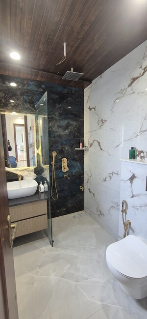 Bathroom in 3 BHK Builder Floor at Countryside Prime Residences, Sector 65 – for Sale