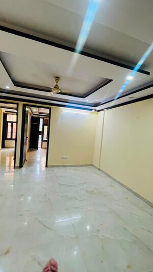 2 BHK Builder Floor For Rent in Chattarpur