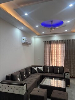 3 BHK Builder Floor For Rent in Aerocity