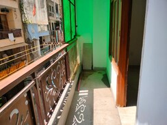 2 BHK Builder Floor For Rent in Chattarpur
